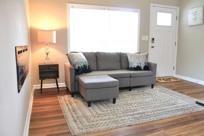 Alcove Rooms's room