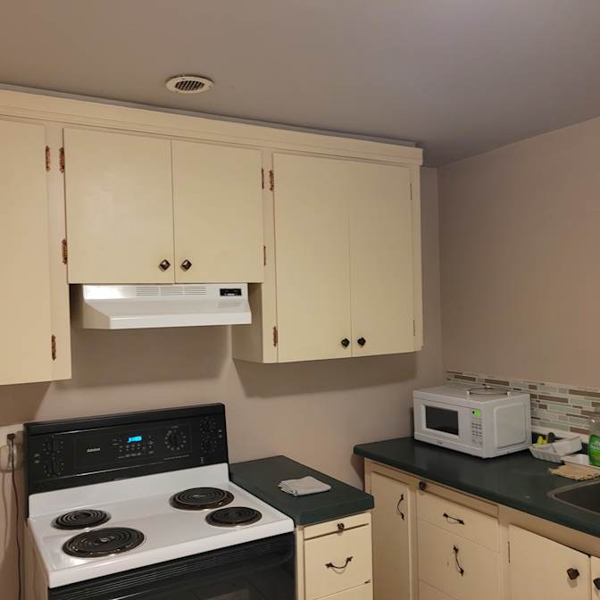 Tenth Avenue - Photo 5