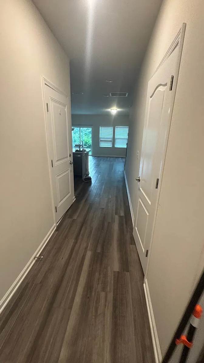 Alcove Rooms's room