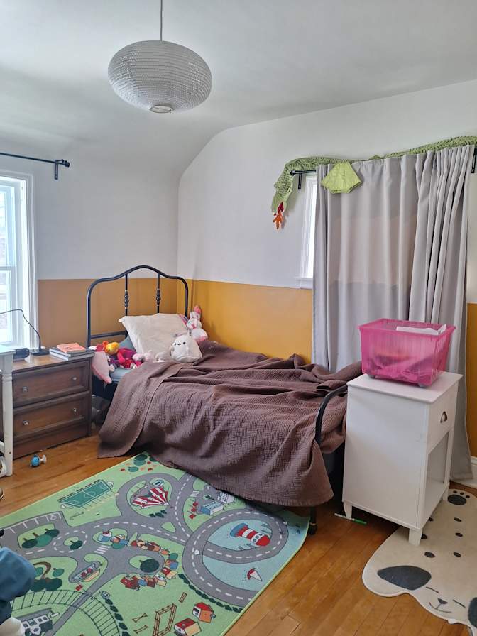 Vivian's room