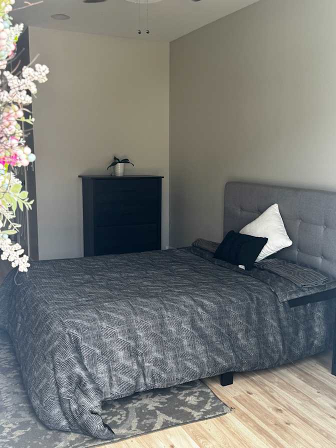 Ari's room