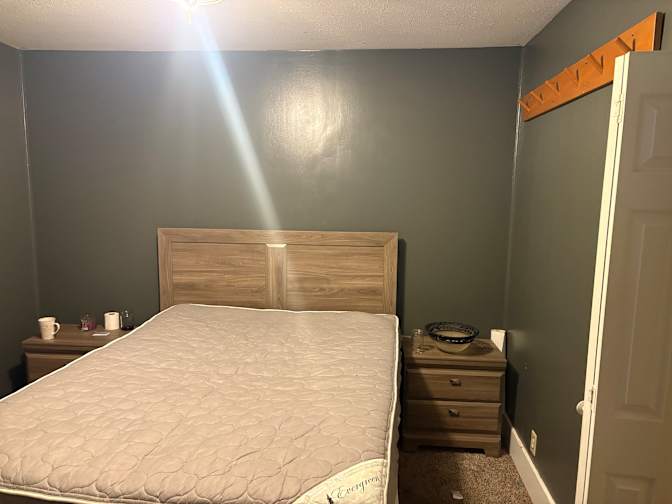 chet's room