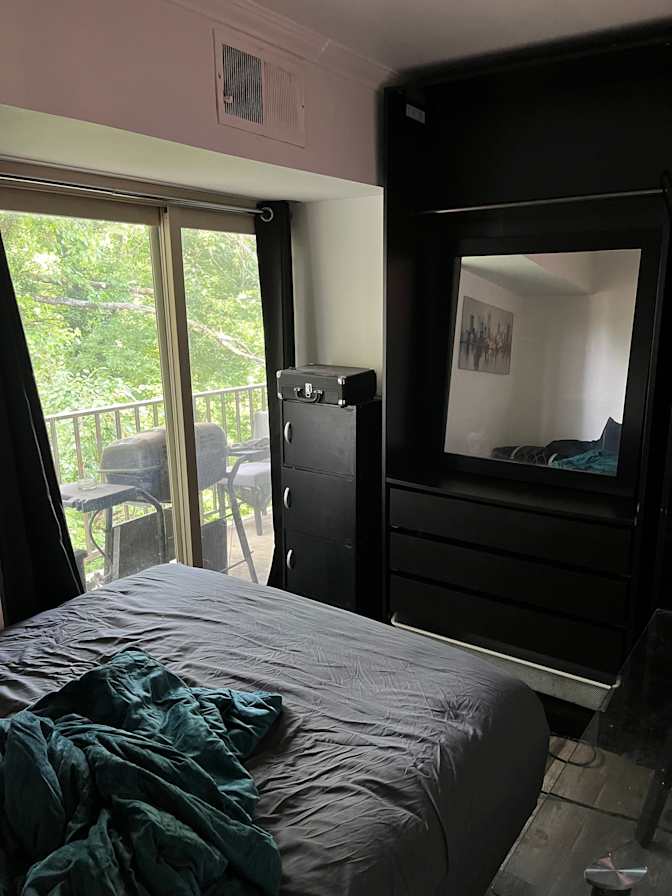 Milos's room
