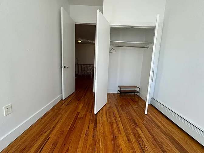 WESLEY WALKER's room