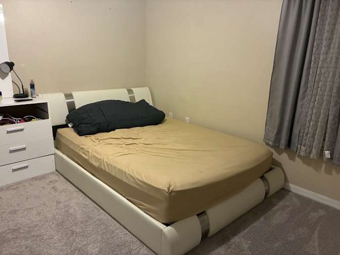 Tammy Nguyen's room