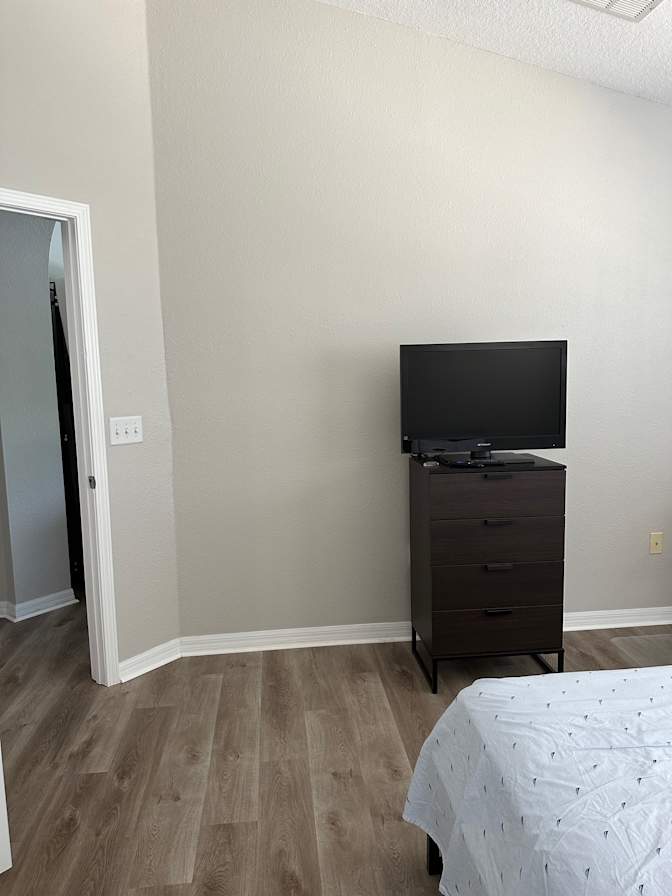Gerardo's room