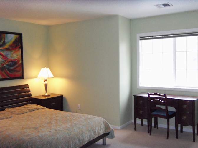 ERVIN ALONSO AGUILAR's room