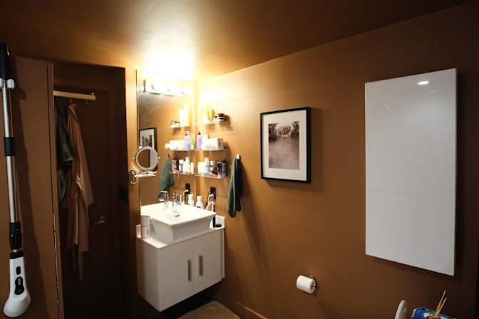 Tolobi Rental's room