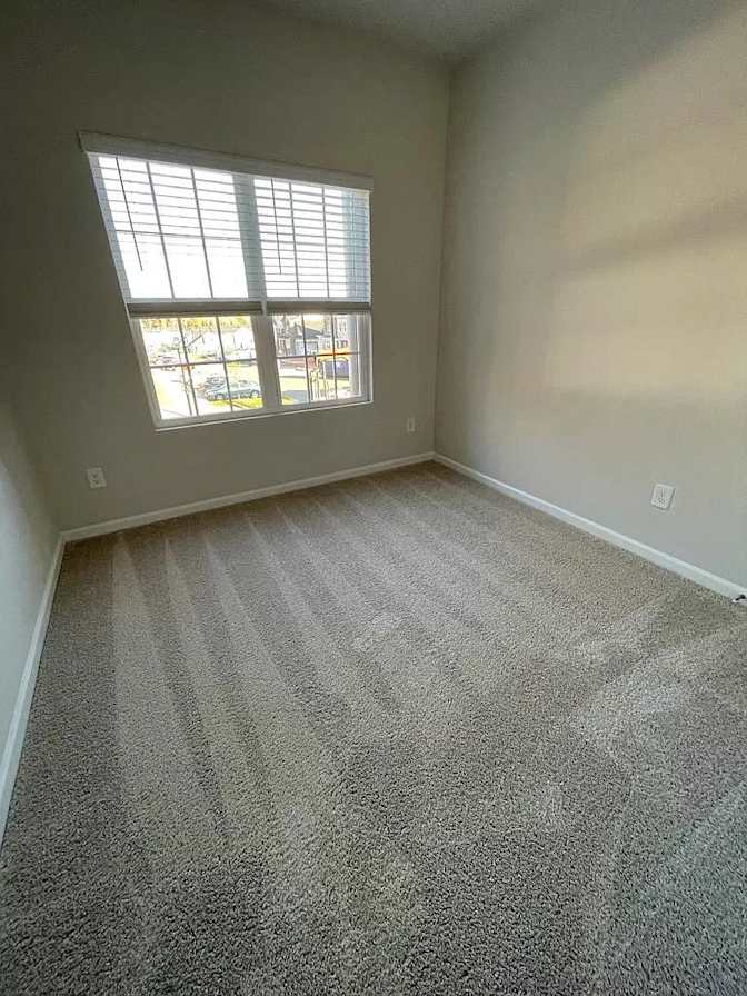 Alcove Rooms's room