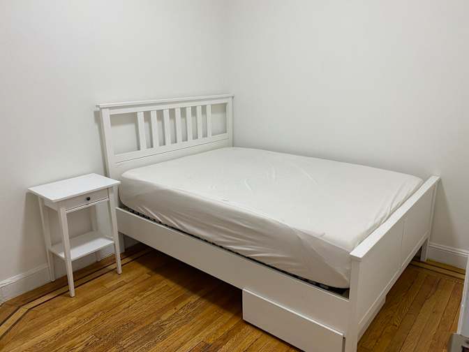 Ahmet's room