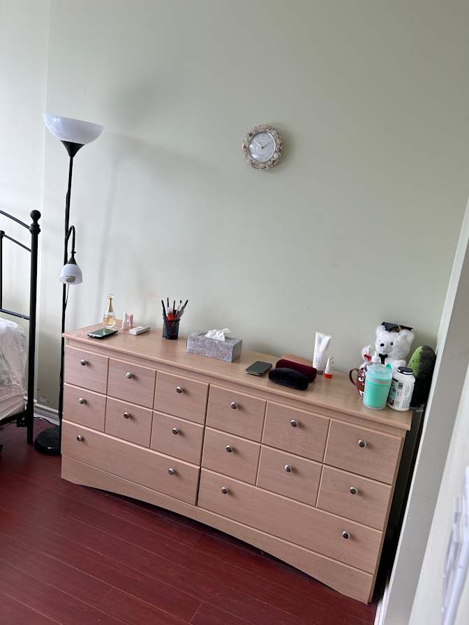 Nad's room