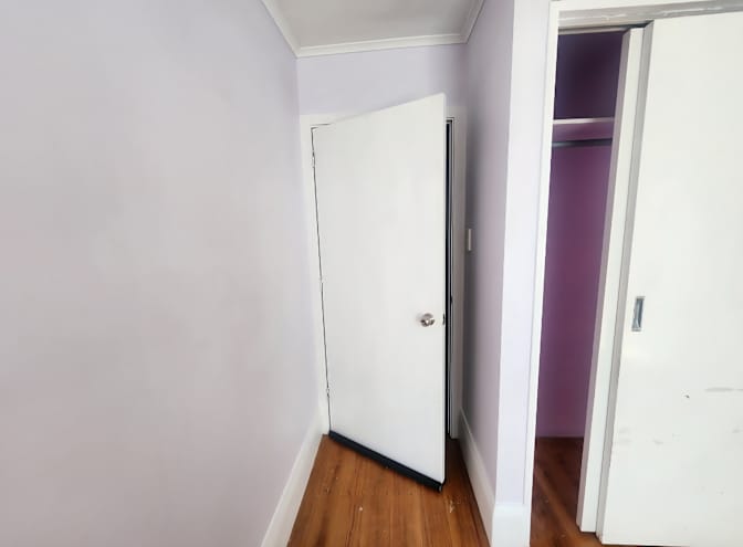 Krystle's room