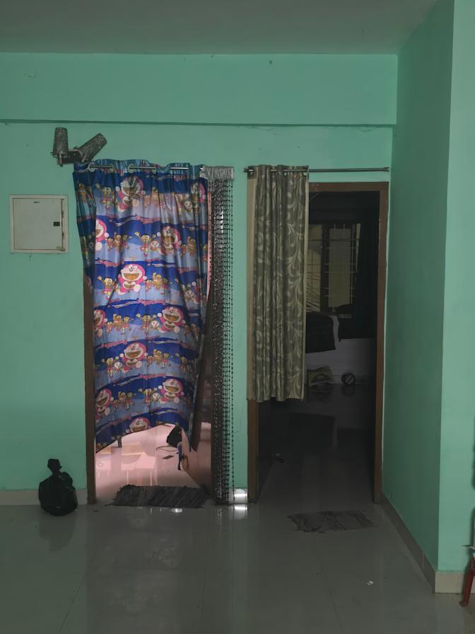 Risvak's room