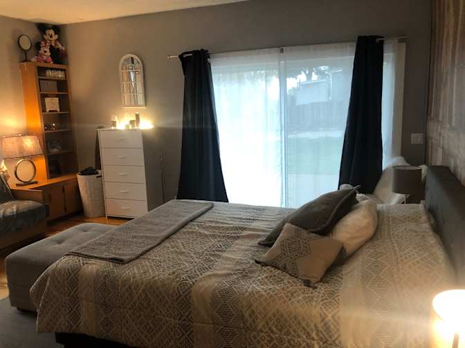 Lisa's room