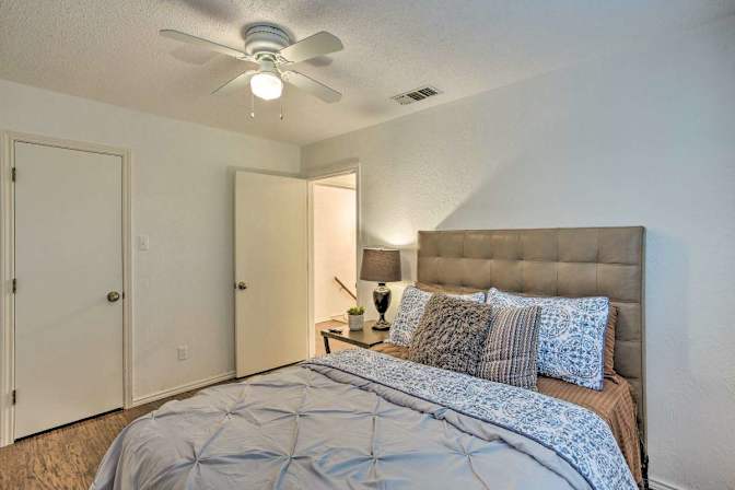 Asante's room