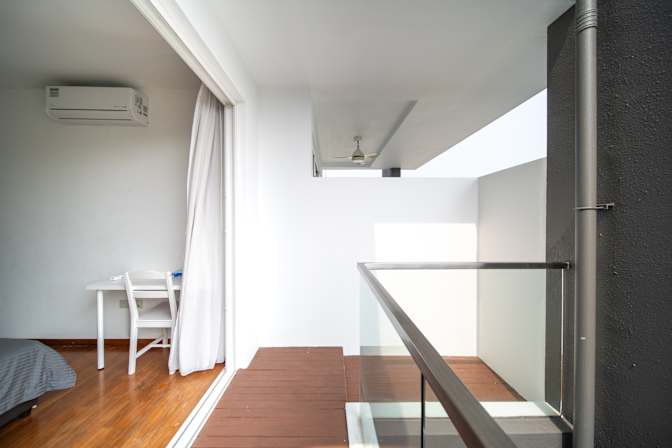 MLVH's room