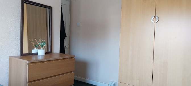 Lesley's room