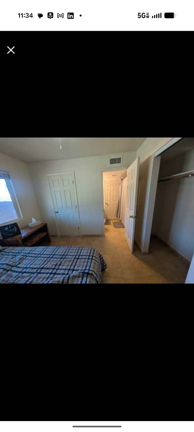 Christopher Coulombe's room