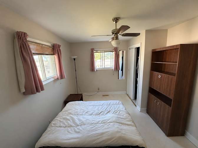 Cyrus Sehgal's room