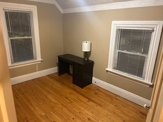 Craig R Harmaty's room