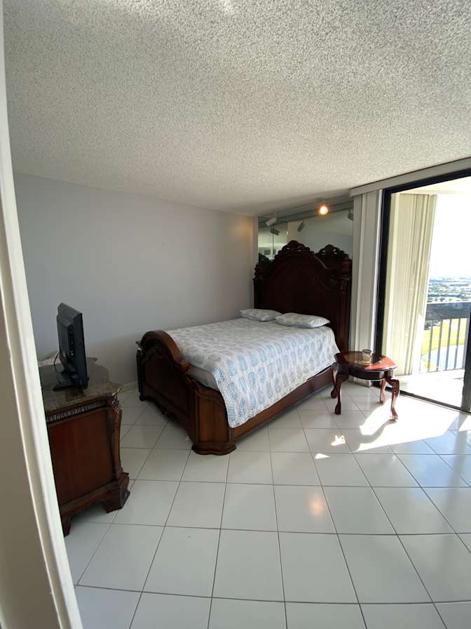 Shirley's room