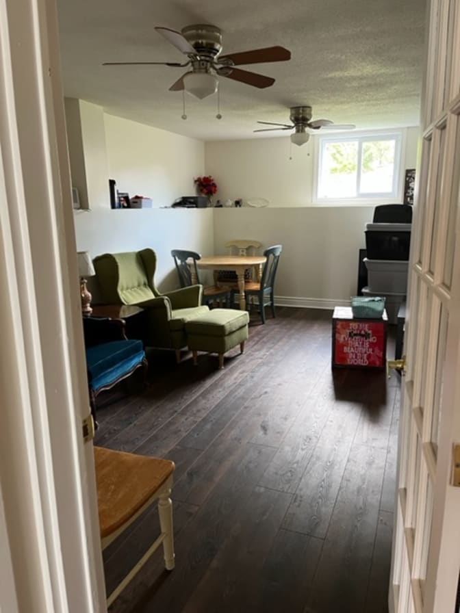 Jennifer's room