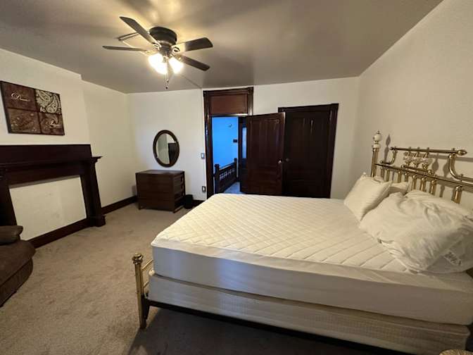 Rose Tekcan's room