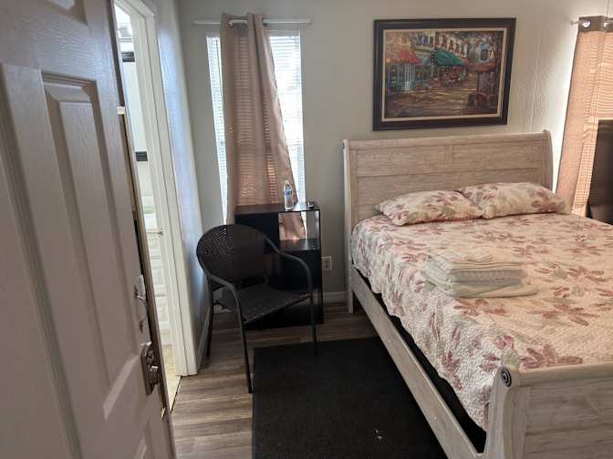 Adalberto Torres's room