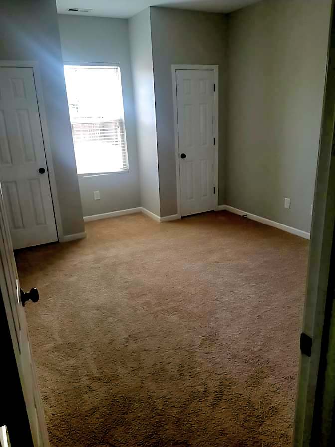 Julio's room