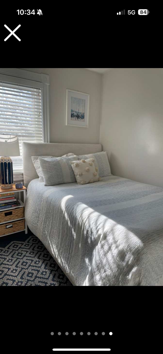 Alexandria Dimond's room