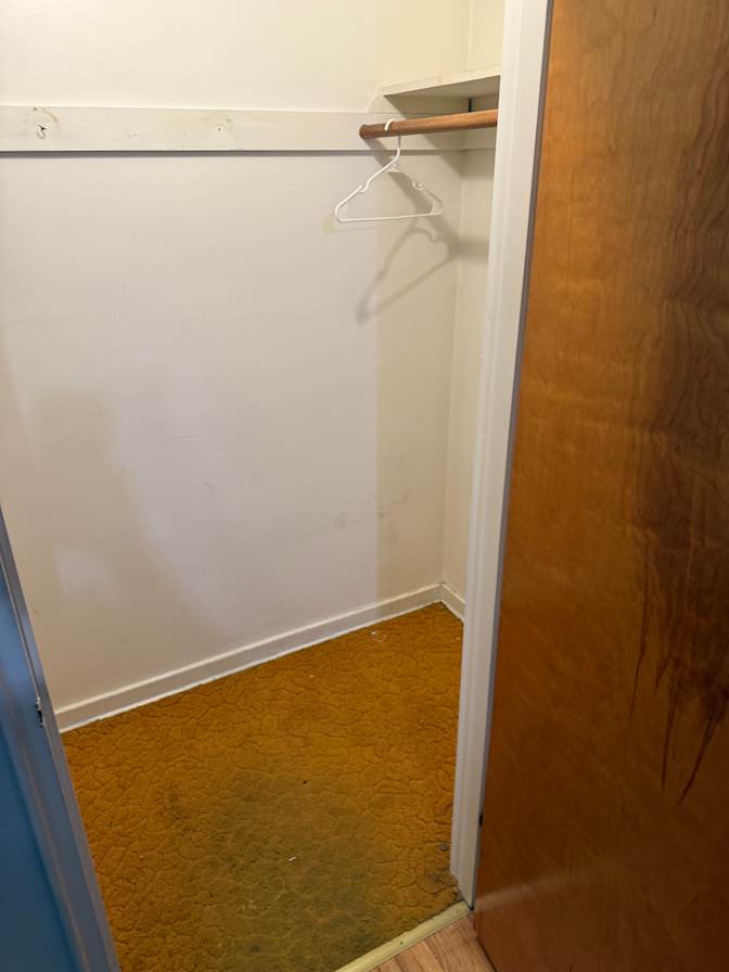 Zeeshan's room
