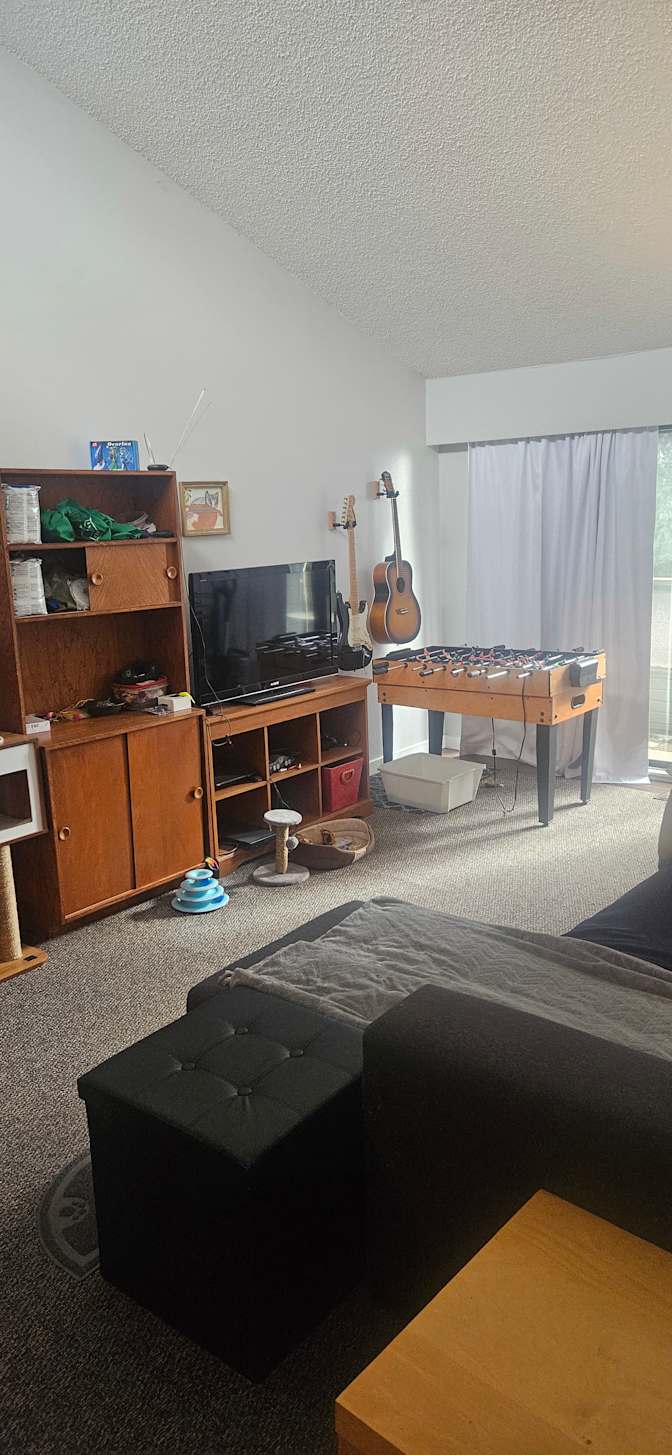 Marc Sauvageau's room