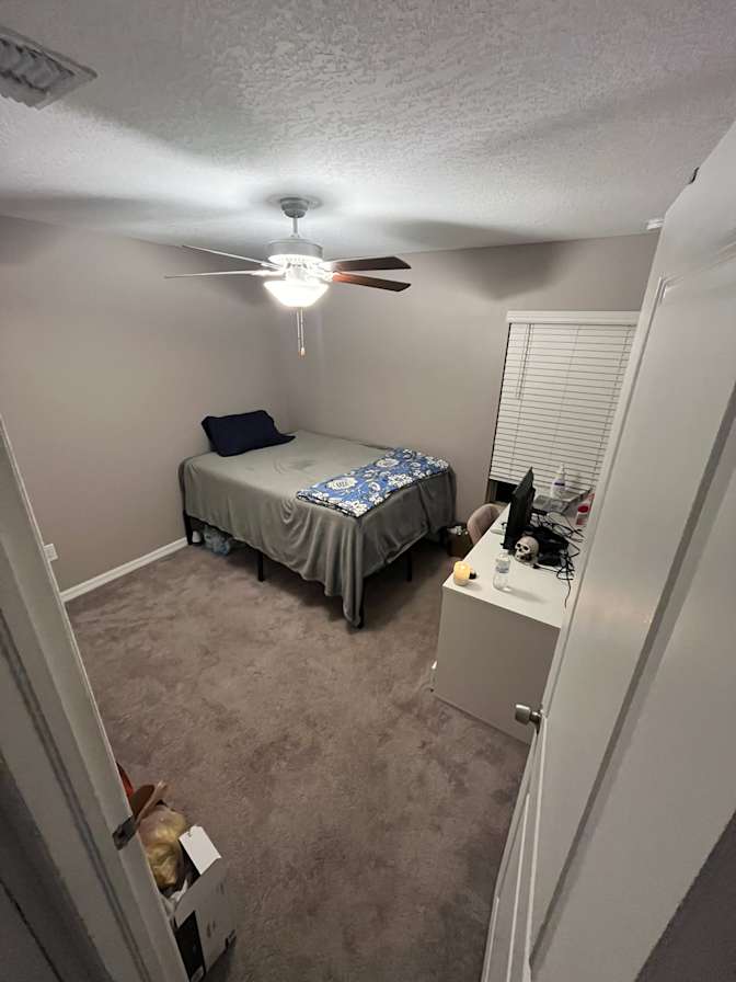 Kiet's room