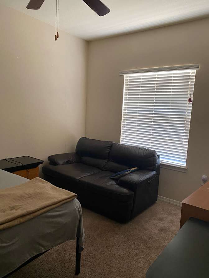 Jen's room