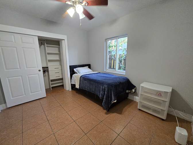 Victoria's room