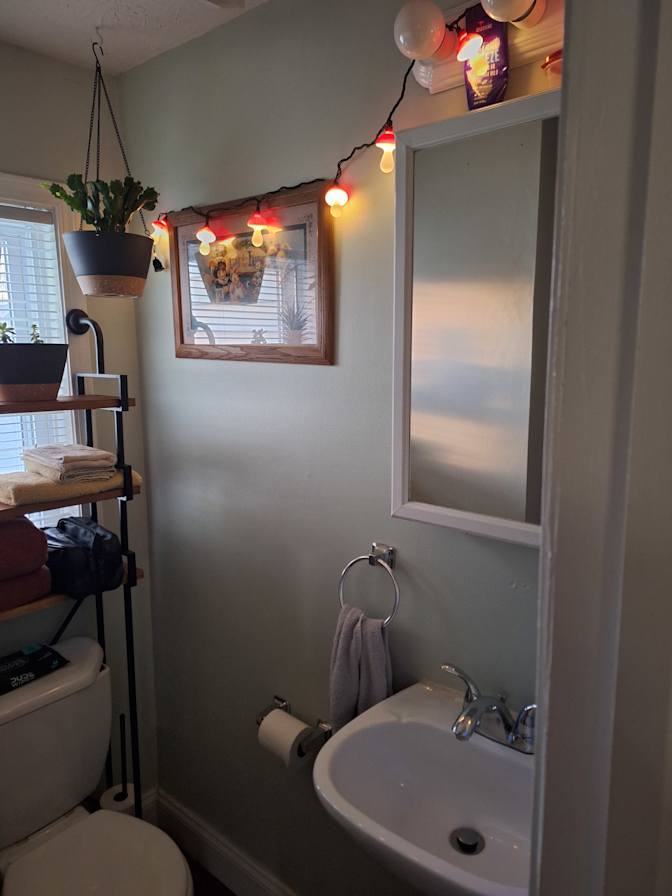 Greg friend's room