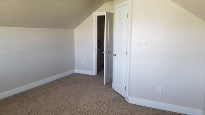 Julio's room