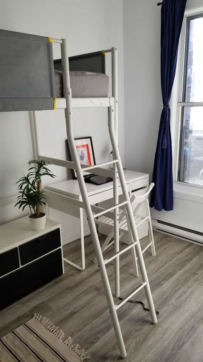 Lisa's room