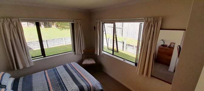 Duncan and Prue's room
