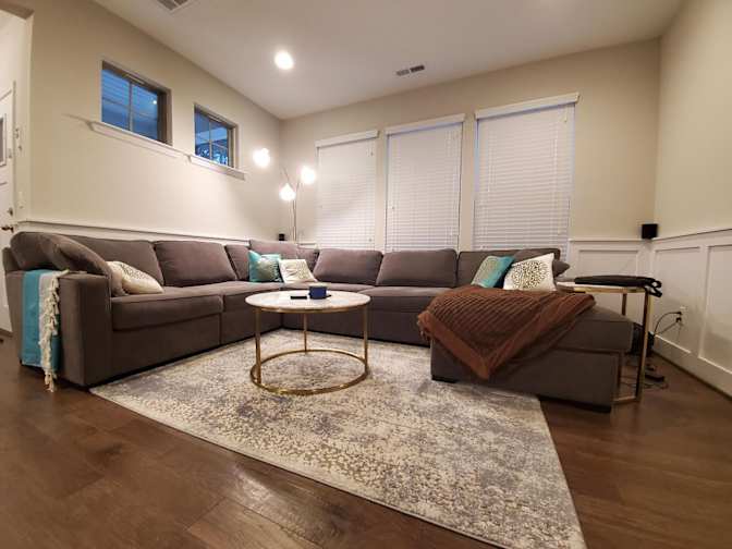 Alcove Rooms's room