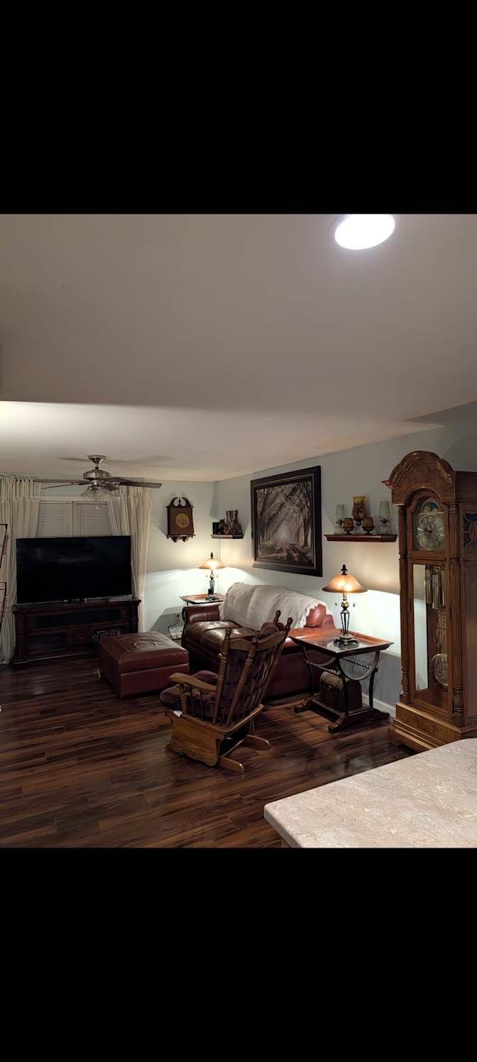 phillip morris's room