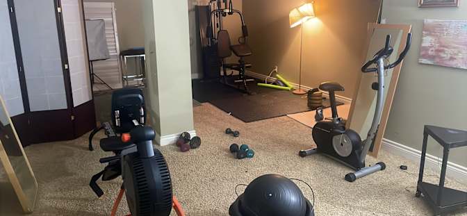 J Francisco Rivera's room