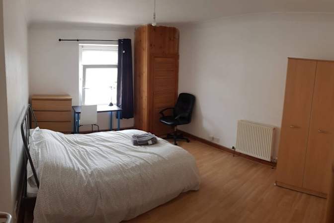 Craig McTaggart's room