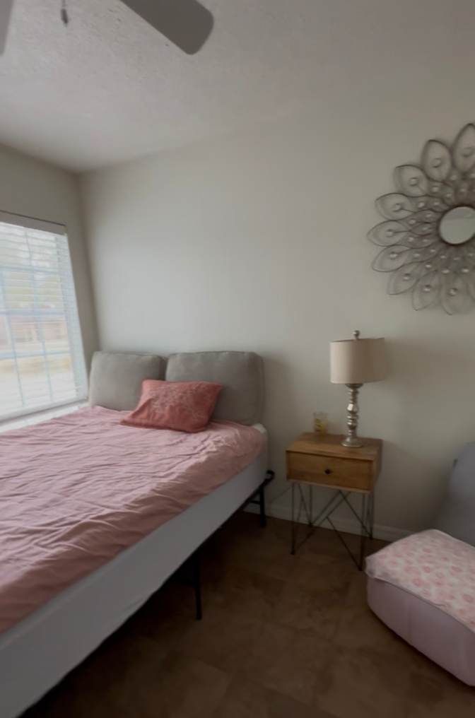 Manuela's room
