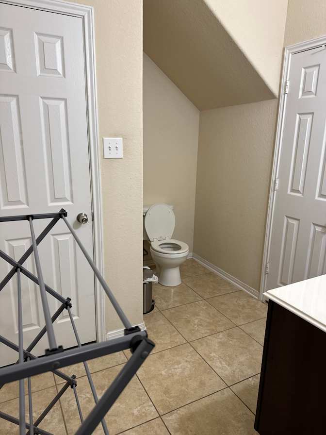 Nguyen's room