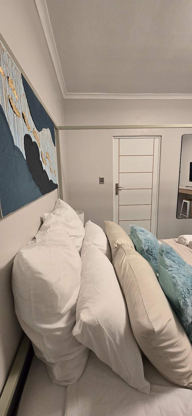 Donovan's room