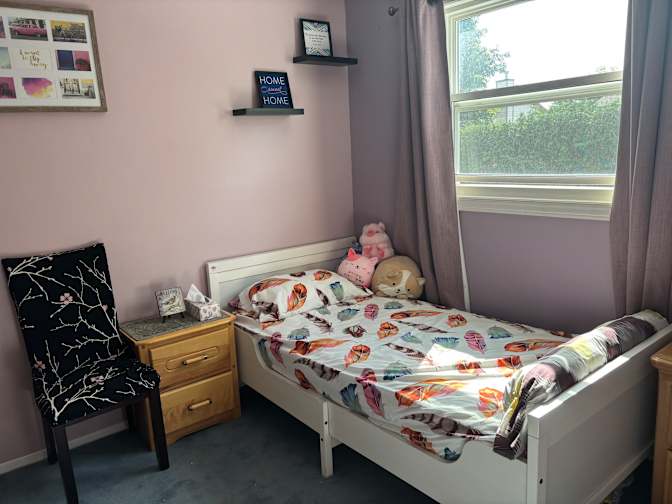 Elyen's room