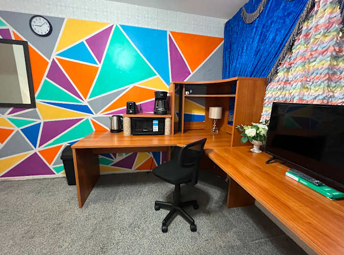 Aziza's room