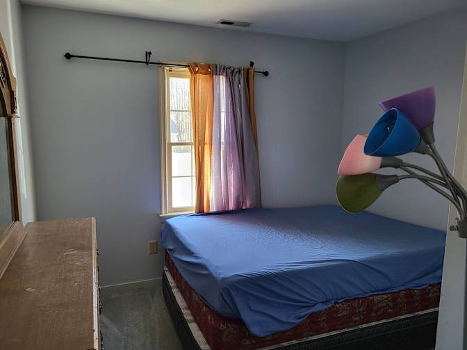 Jose's room