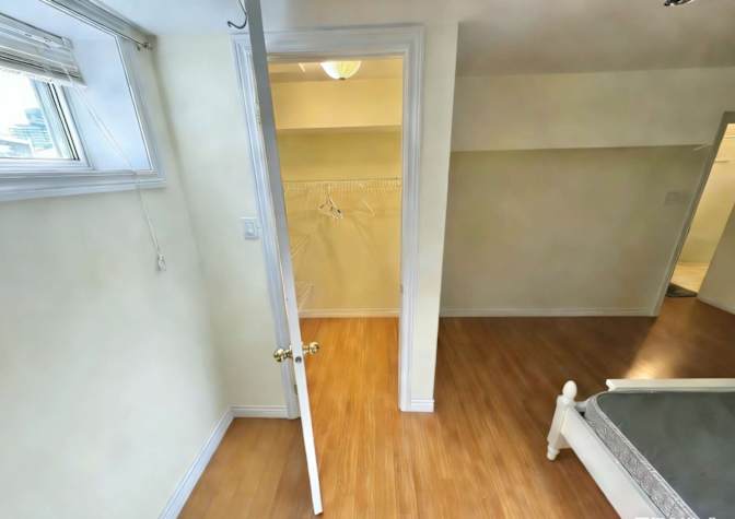 ishouse's room